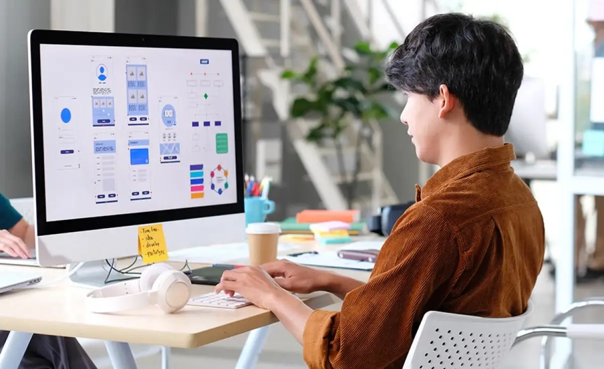 DesignRush guide on UI and UX design featuring Unico Connect